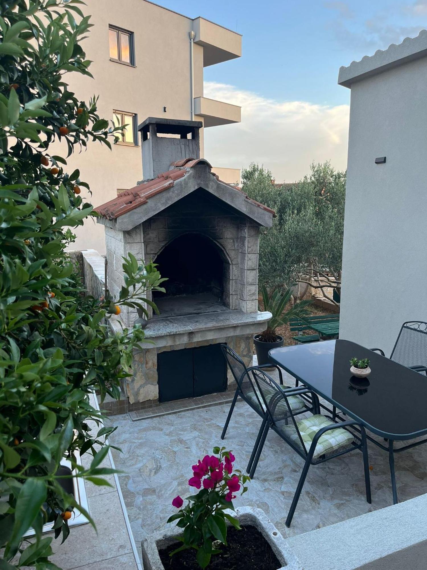 Apartmani Mm Trogir Eksteriør billede