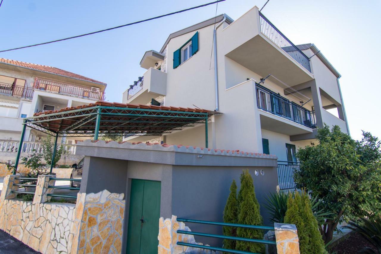 Apartmani Mm Trogir Eksteriør billede